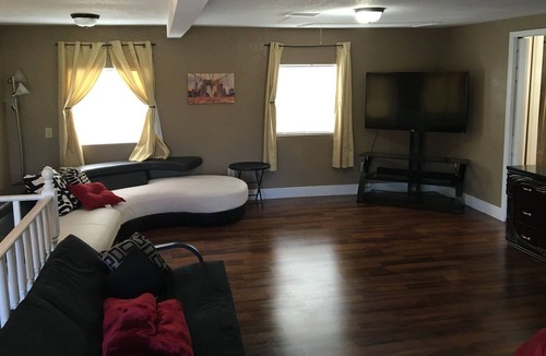 Lutz House | Two story spring break lake house( long term stay specials)