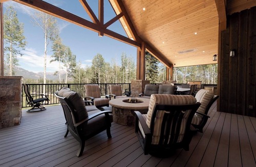 Purgatory House | Ultra Luxury Mountain Retreat on 9 Acres - 4 Miles to Purg - Hot Tub/BBQ/AC