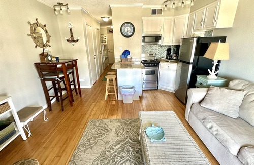 Galveston Condo | Under the Sun at Casa del Mar