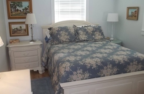 Hudson Beach Estates Cottage | Unforgettable beach hotel cottage Retreat