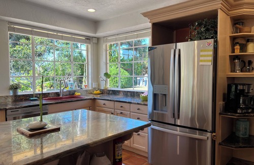 Ringling Park House | Unique & Spacious Downtown home w/Heated Pool! Minutes to St Armands & Marina