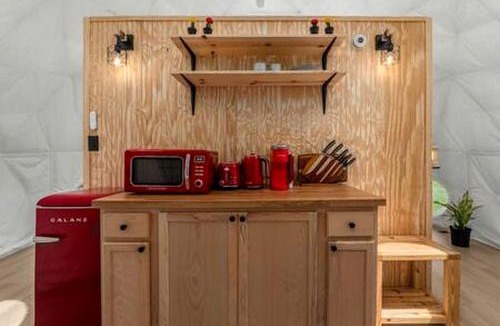 Wolfe City Other | Unique Woodland Glamping Dome with Stargazing & Nature Retreat near Wolfe City, TX