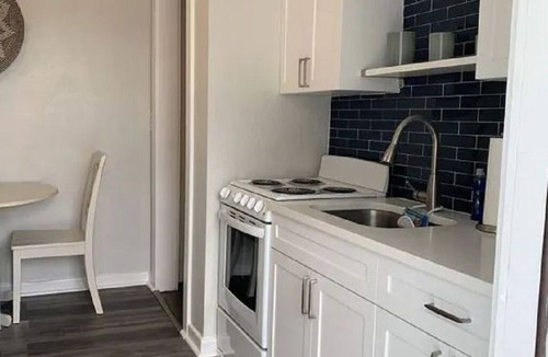 Mango Groves Apartment | Unit #1 - 2 blocks to Downtown Lake Worth Beach