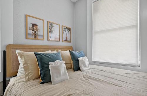 South Pensacola House | Unit 8 Charming Hideaway Cottage Pensacola