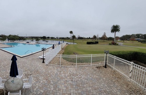 Ventura Condo | Universal studios ,Disney and easy shopping mall close by with many restaurants