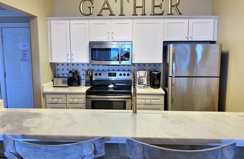 Long Beach Condo | Updated luxury oceanfront - spacious sunset deck