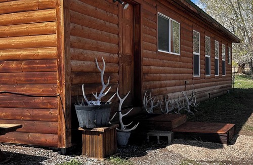 Red Wing Cabin | Vacation Hideaway Cabin in the mountains!