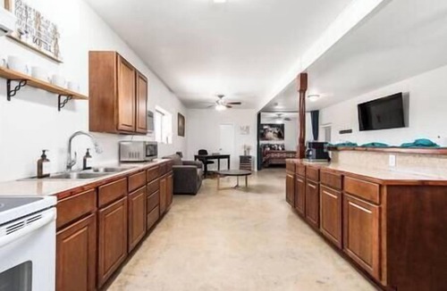 Brookshire Villa | Vacation Rental + Rustic Ranch Setting & On-Site Lodging & Indoor-Outdoor Events