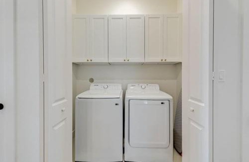 Galveston House | Vacation Villa Walk to Beach!
