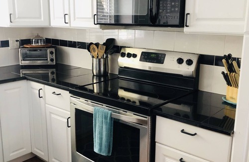 Venice Gardens House | Venice Home With Heated Pool Near Beaches and Downtown