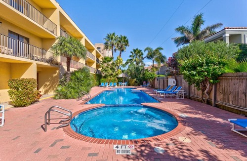 South Padre Island Apartment | Ventura #202
