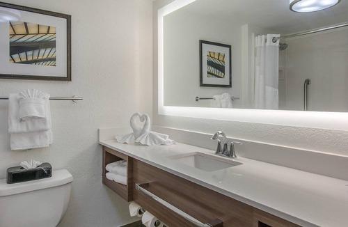 Tropic Hotel | Viera Stay | 1 Unit | Near Melbourne Conference Center | Outdoor Pool