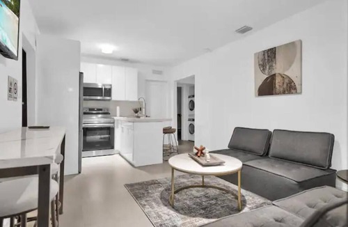 East Little Havana Villa | Villa 3 in Miami