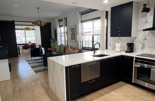 South Bradenton Villa | Villa 5 mins walk to IMG Academy. Sleeps 6. Pool Gated and 2 free parking spots