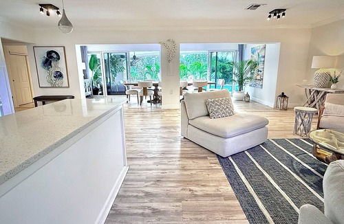 Wilton Manors House | Villa Lauderdale Luxe Waterfront Sanctuary! Welcome FIFA FANS 15 min. to stadium