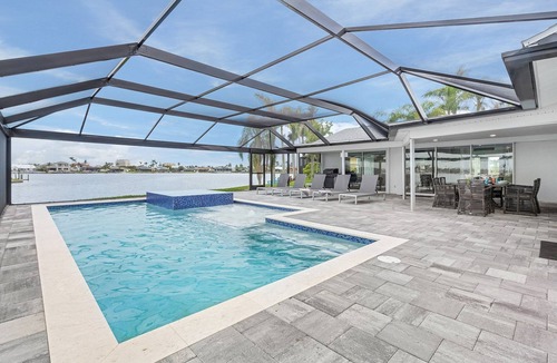 Eight Lakes Villa | Villa Soleada | Gulf-Access, Heated Pool & Spa