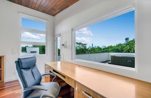South River City Villa | Villa Tranquila and South Congress
