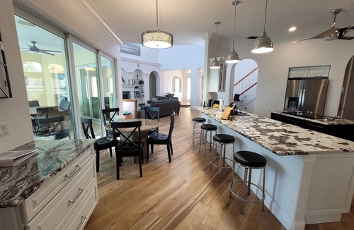 Pelican Villa | Villa Ultima, Ultimate Location, 3 Minute Walk to Cape Harbour Marina