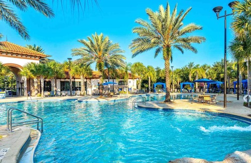 Loughman Resort | Villatel Village at Solterra Resort