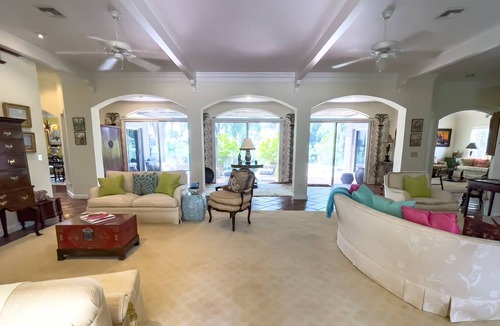 Johns Island House | Vintage home in the Exclusive John's Island!