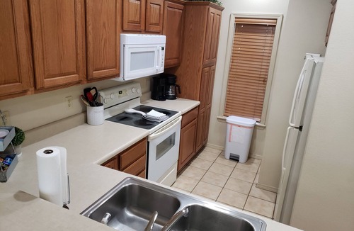 Branson West Condo | Walk-In Luxury Condo 3BR/3BA 3 Minutes to Silver Dollar City & Table Rock Lake