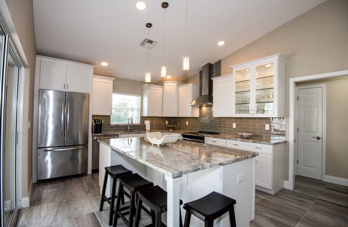 Marco Island House | Walk to beach, restaurants and JW Marriott with private pool. Great amenities.