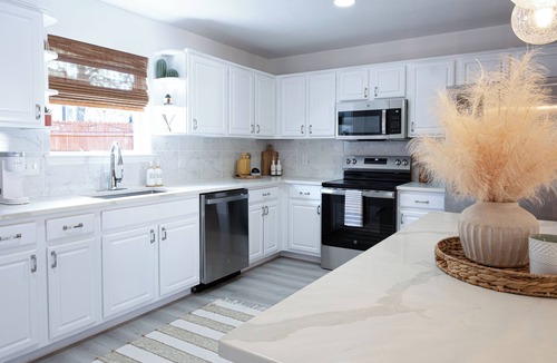 McKinney House | Walk to Downtown/3 min to TUPPS/Sleeps 6