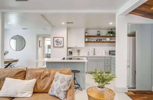 Central Arlington House | Walk to FIFA, AT&T Stadium, Globe Life | Pickleball