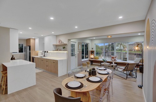 Wilton Manors House | Walk to Wilton Dr Waterfront Home