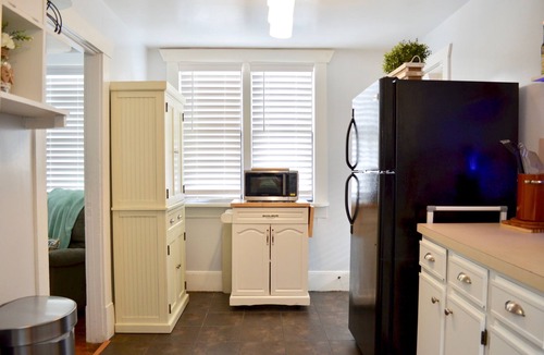 DeLand House | Walkable to Downtown DeLand & Stetson University - Beach 30-45 Minute Drive