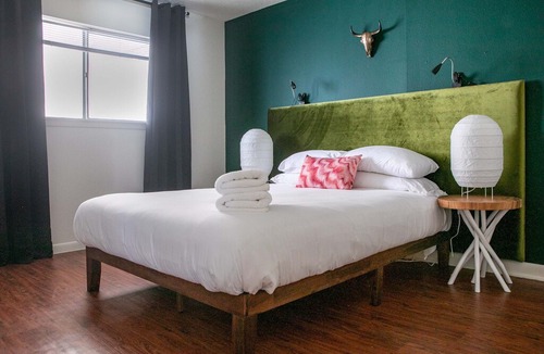 Hancock Apartment | WanderJaunt | Richards | 2BR | Central Austin