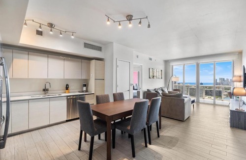Hallandale Beach Apartment | Waterfront 2 BR Luxury Apartment with Ocean views in Beachfront Resort - 25 min to FIFA!
