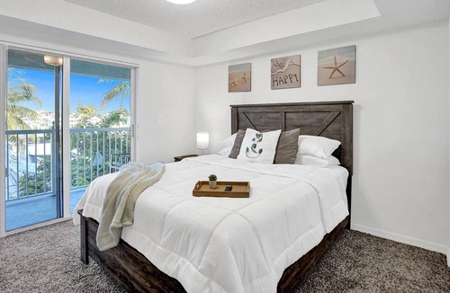 Fort Lauderdale Villa | Waterfront 2B Villa| Quaint & Fun-filled| Near Beach, Airport