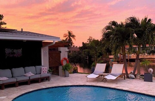 Fort Lauderdale House | Waterfront 3BR Oasis Heated Pool & Kayaks