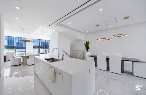 Eastern Shores House | Waterfront 4BR Townhome Near Bal Harbour