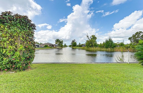 Trafalgar House | Waterfront Cape Coral Home: Views & Birdwatching