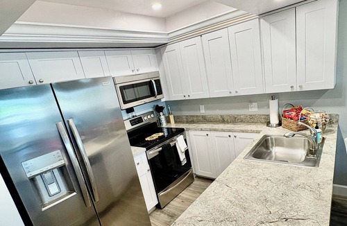 Clewiston Condo | Waterfront Condo by the Marina