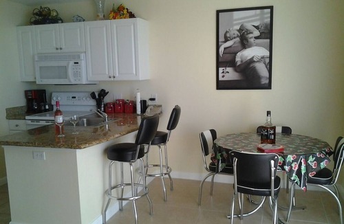 St. Petersburg Condo | Waterfront condo with private balcony. Sun All Day!