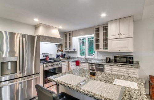 Andalusia House | Waterfront Couples Retreat w/Views in Andalusia!