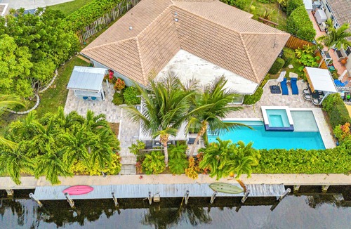 Garden Isles House | Waterfront Heated Pool Home Near Beach | Sleeps 10