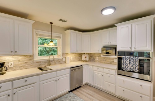 Tallahassee Cottage | Waterfront Home w/Fishing Dock in Tallahassee!