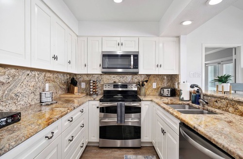 Key Allegro House | Waterfront Home w/Private Pool | Key Allegro | 5BR · Sleeps 14