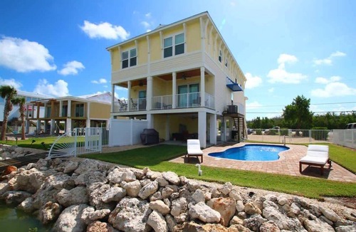 Marathon House | Waterfront House w/Private Pool & Dock