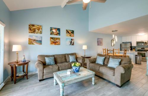 Key Allegro House | Waterfront Key Allegro Condo w/Balcony & Pool
