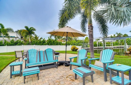 Anona House | Waterfront Largo Home w/Canal Access + Boat Dock