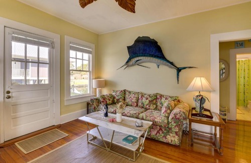 Ochlockonee Bay House | Waterfront Ochlockonee Bay Cottage w/Views!