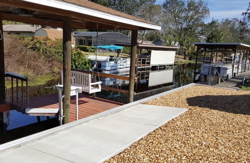 Haines Creek House | Waterfront Paradise,Center of the chain of Lakes 8 miles from Leesburg