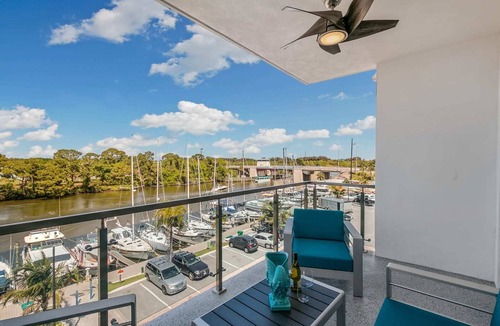 Merritt Island Condo | Waterfront Stateroom 3-Bedroom