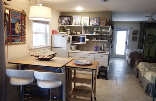 Palmetto Apartment | Waterfront Studio apartment to relax/work on Snead Island, near Bradenton, Fl