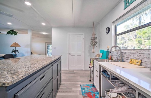 Fellowship Apartment | Waterfront Studio w/Dock Access in Inglis!